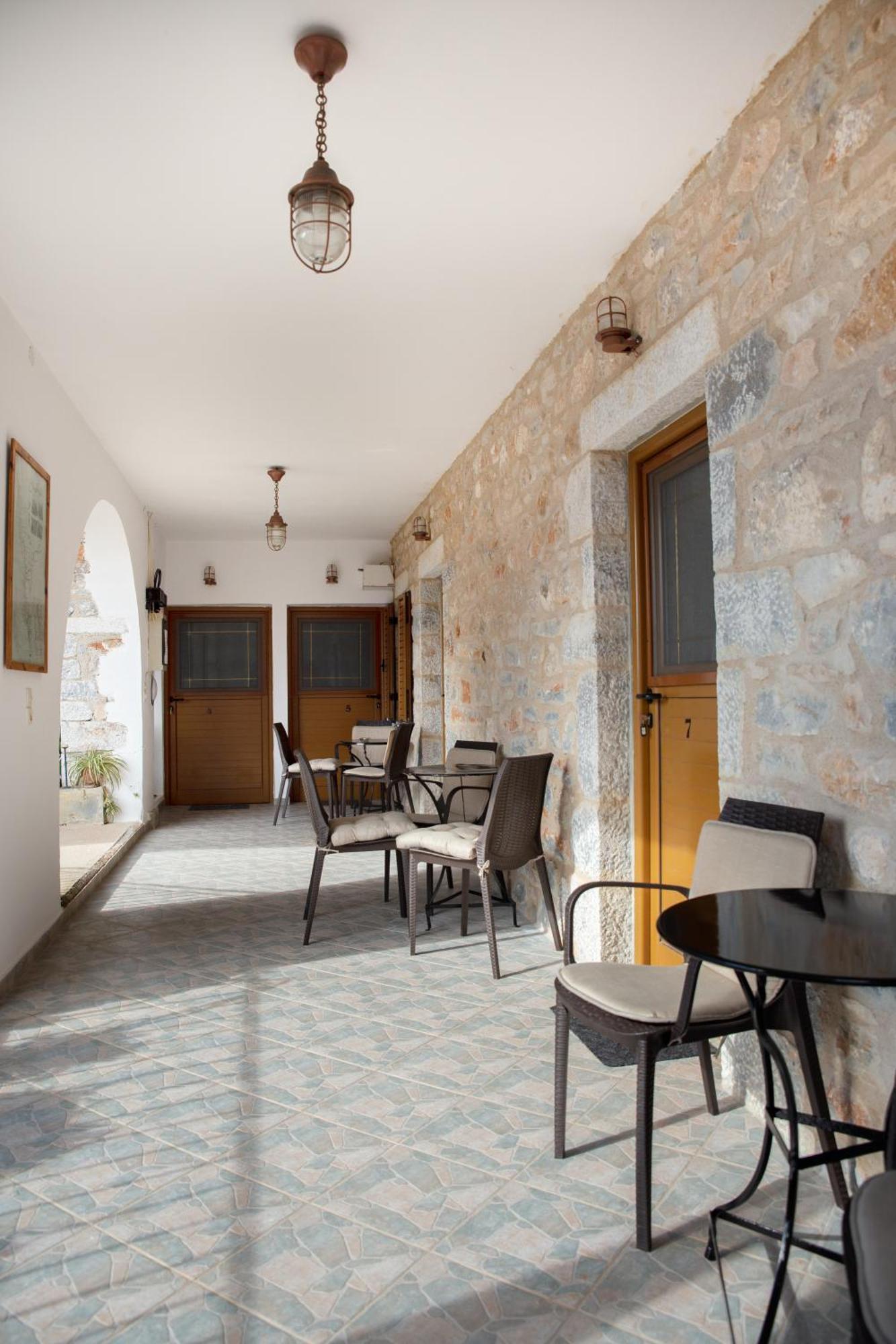 Traditional House Alepis In Areopolis מראה חיצוני תמונה